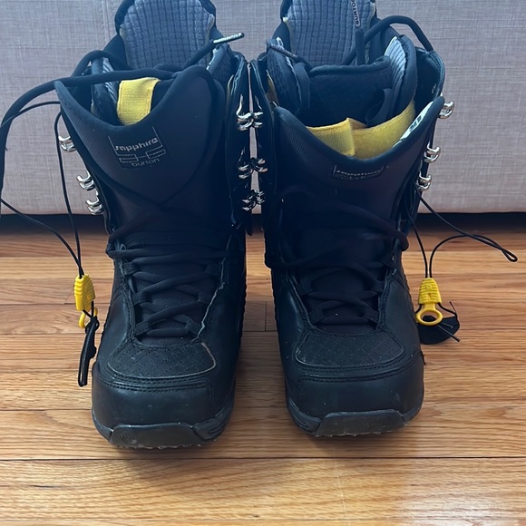 Burton Shoes Burton Sapphira Snowboard Boots Size 7 Poshmark